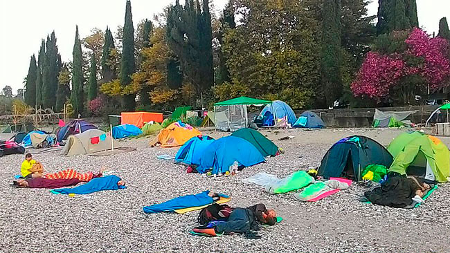 пляж в новом афоне за милицией пляж в новом афоне за милицией
