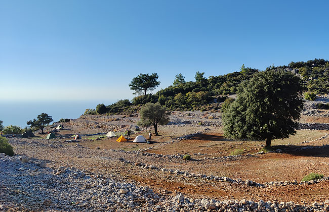 стоянка возле колодца стоянка возле колодца