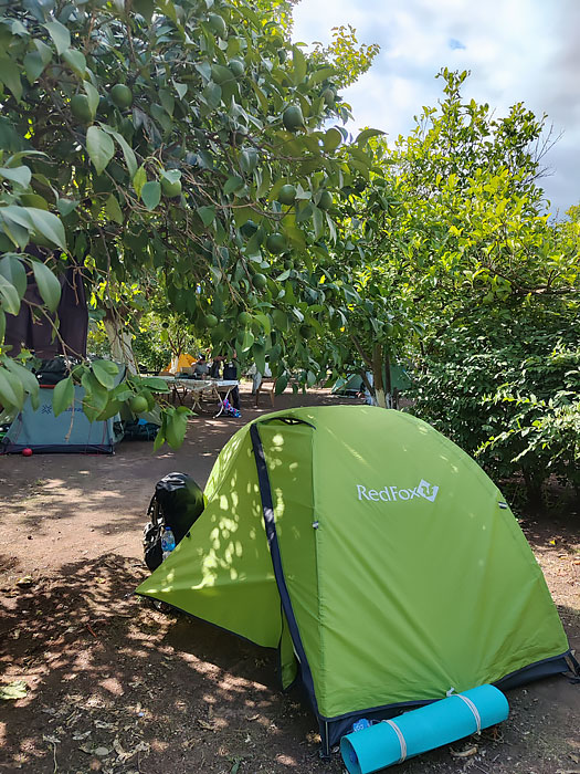 стоянка в кемпинге стоянка в кемпинге