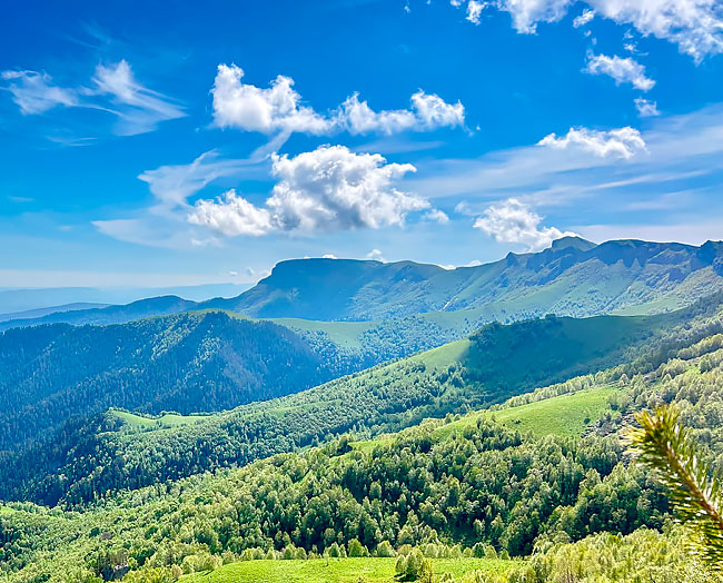 вершина Большой Тхач